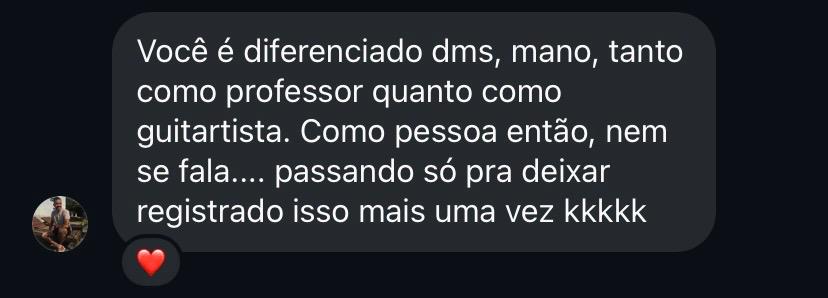 Depoimento real de aluno via WhatsApp — progresso na guitarra